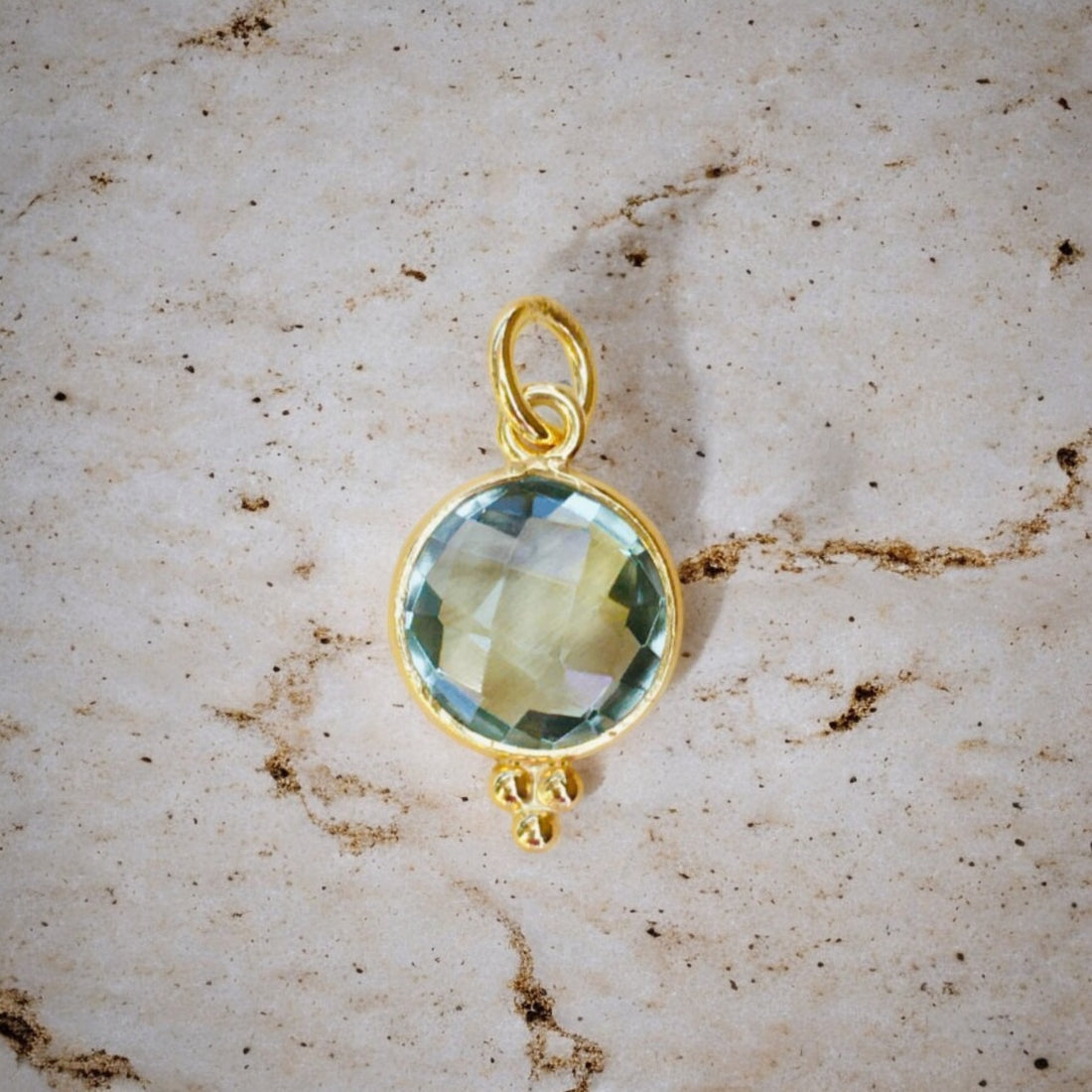 Runder Traum grüner Amethyst