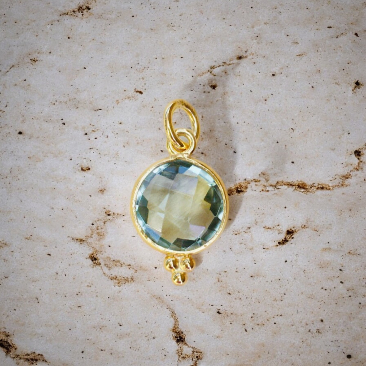 Runder Traum grüner Amethyst